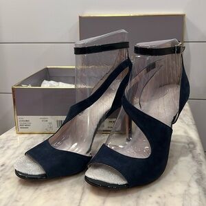Gorgeous Louise et Cie Strappy Suede Heels